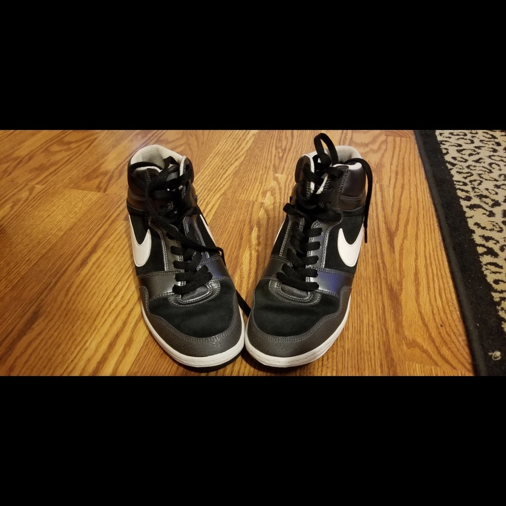 Nike hidden wedge sneakers